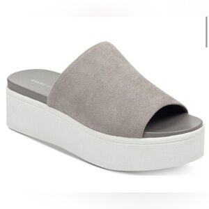 Marc Fisher - Kandis Gray Suede Platform Slip On Shoes Sz 9